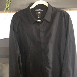 H&M black, button up, Mens shirt. Size XL
